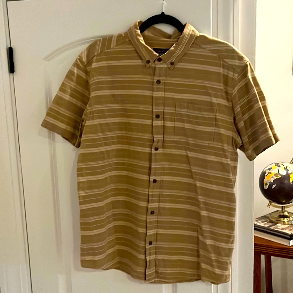 Short sleeve Patagonia button down